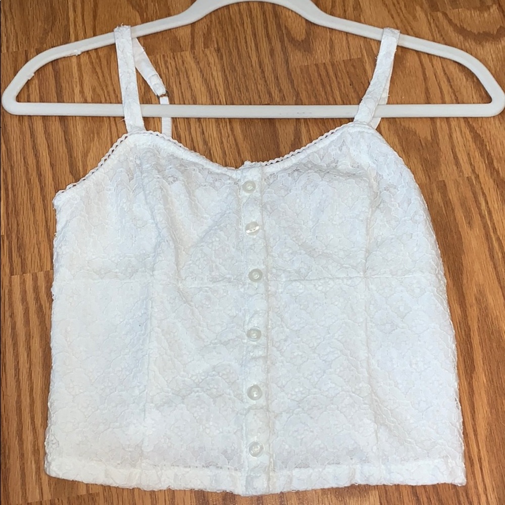 Slightly cropped tank top